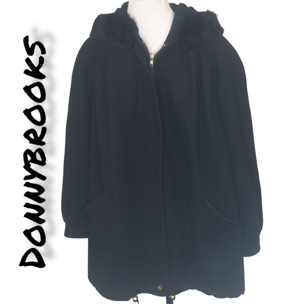 DonnyBrooks Heavy Black Jacket Fur CollarSize 16